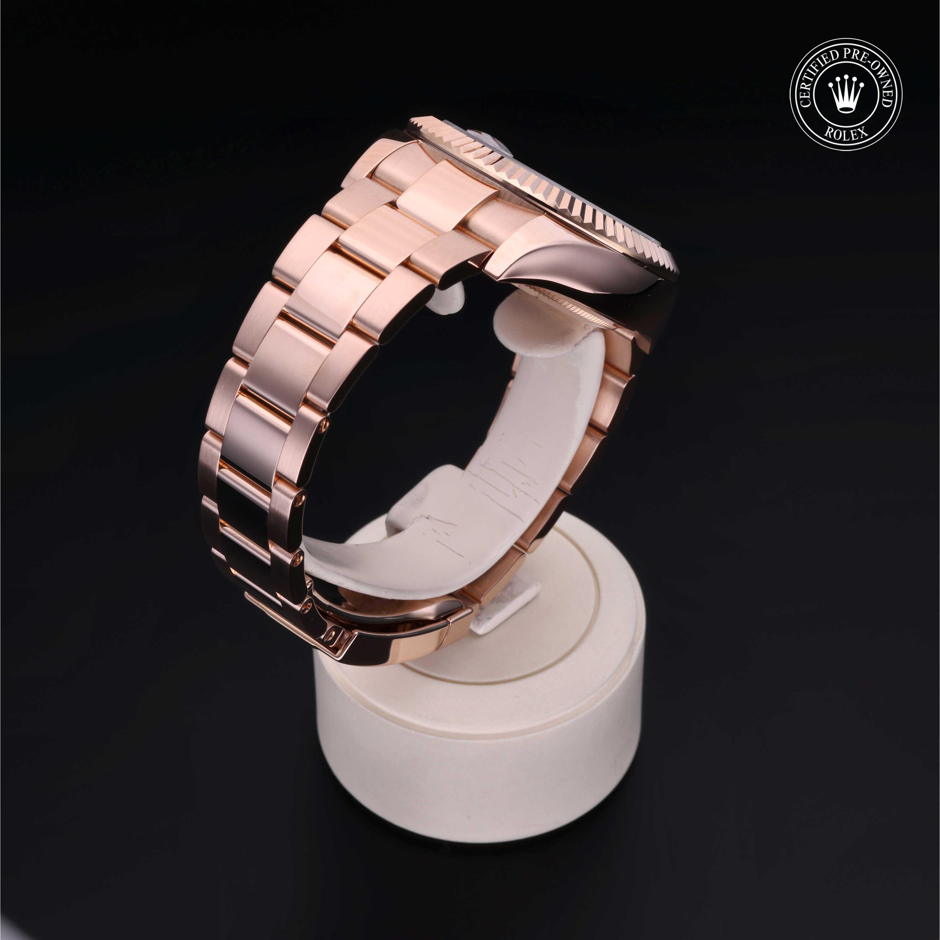 Rolex Sky-Dweller in Gold 18 Carat Red M326935-0004 at Heller Jewelers