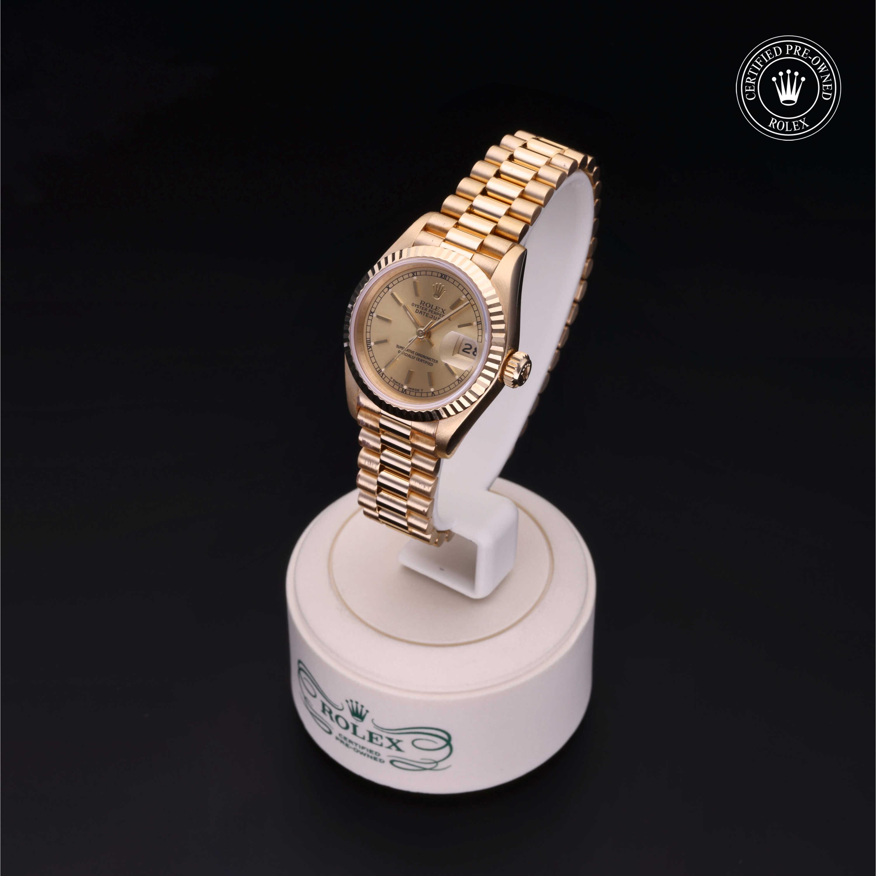 Rolex Lady-Datejust in Gold 18 Carat Yellow  at Heller Jewelers