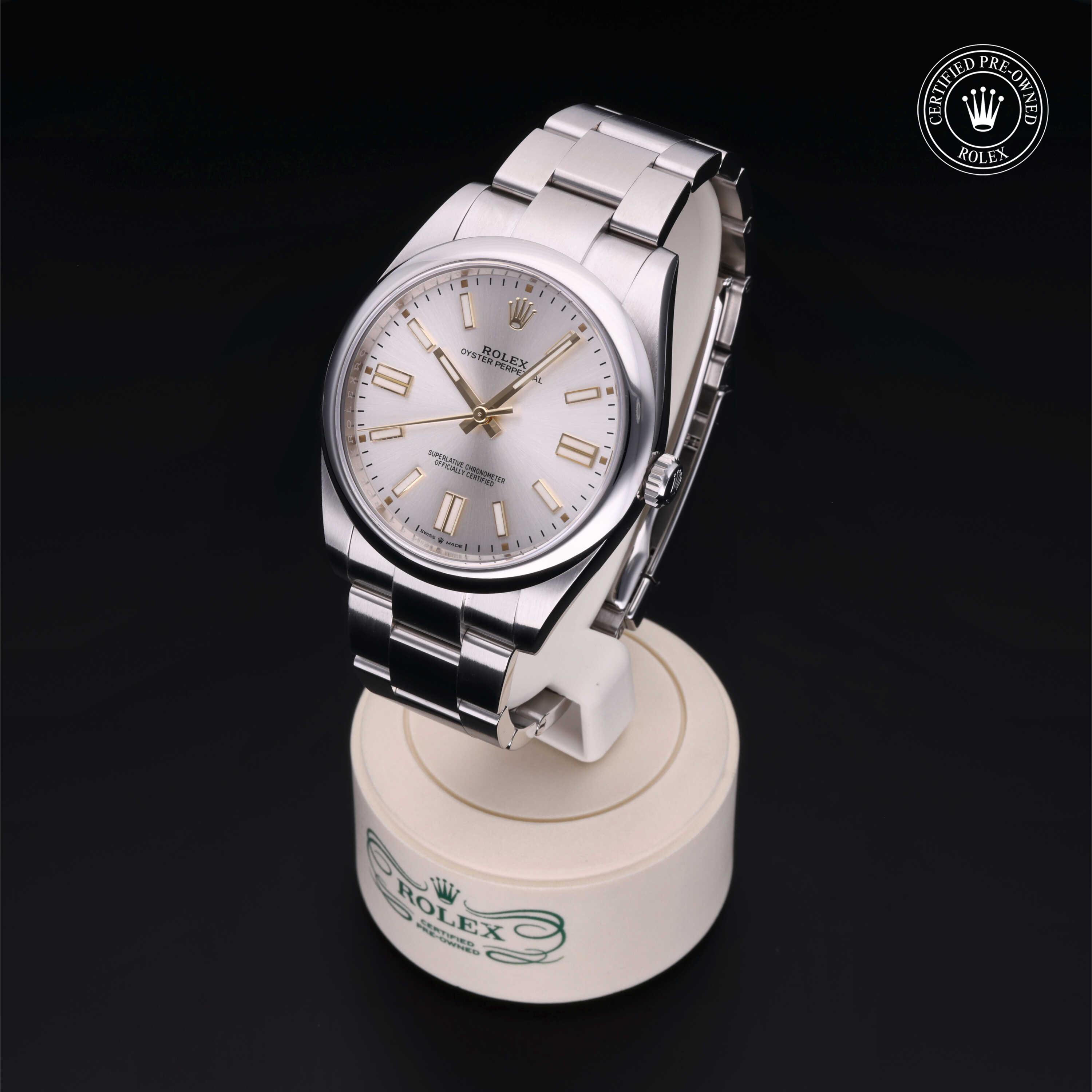 Rolex Oyster Perpetual , M124300-0001 alternate view 3