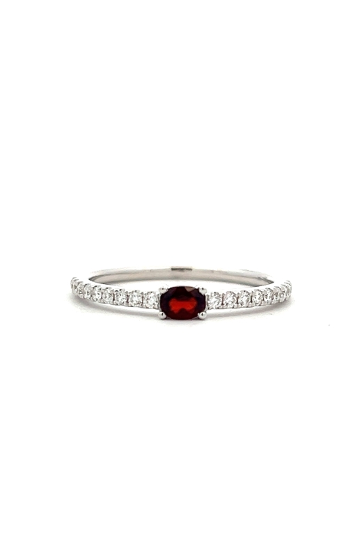 Garnet & Diamond Ring